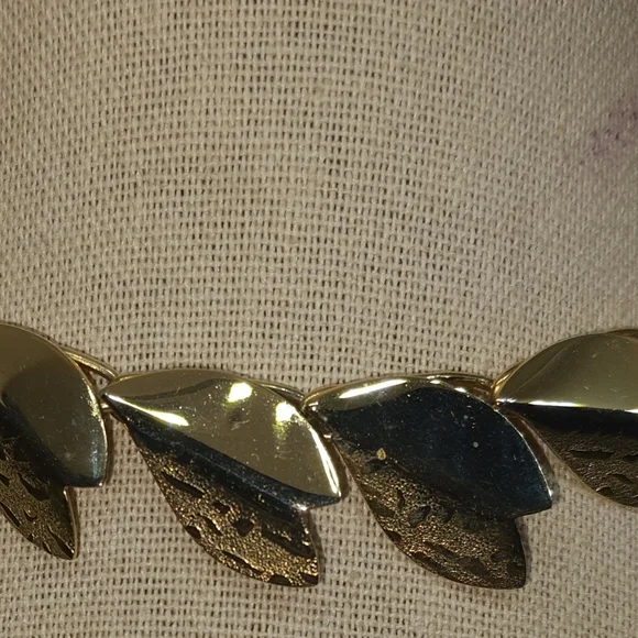 Goldtone Flower Petal Heart Necklace - Picture 2 of 4